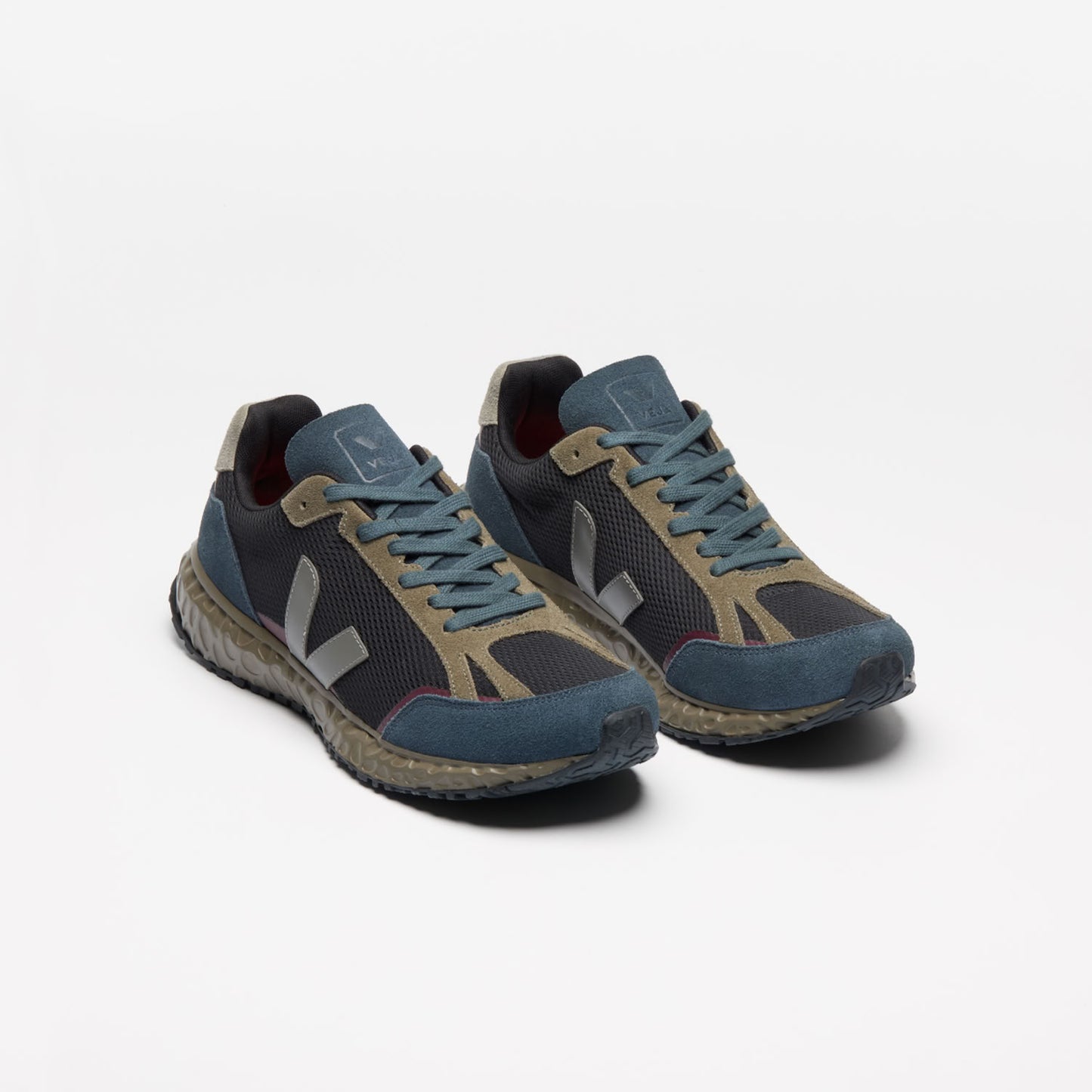 VEJA Condor Royale Alveomesh Shoes Black Grey Nautico
