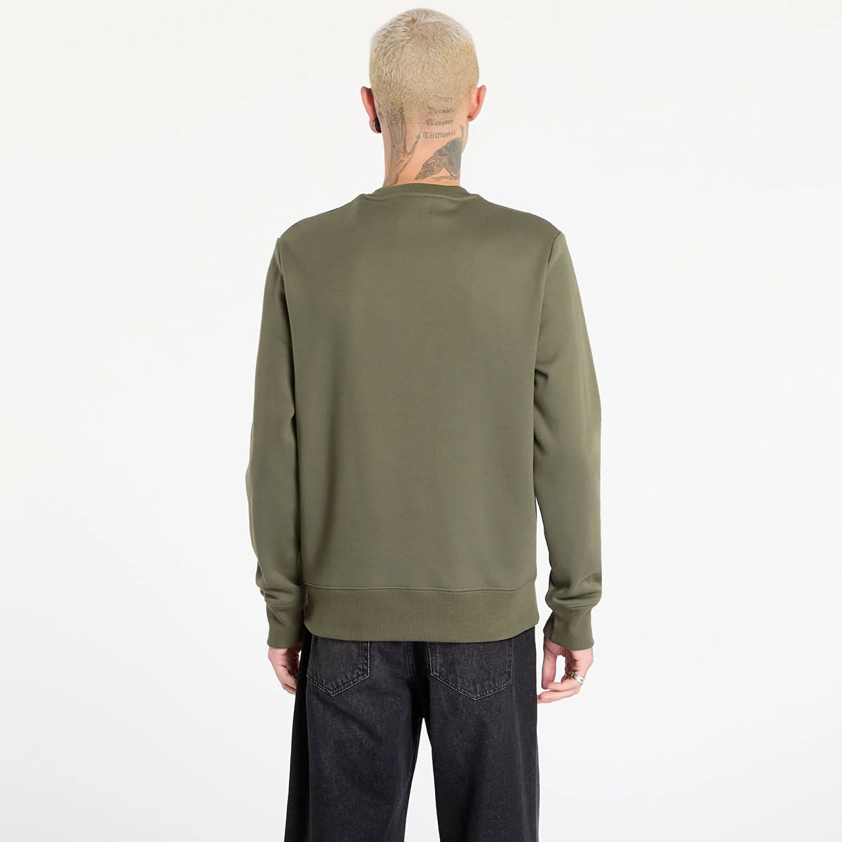 Fred Perry M4727 Embroidered Sweatshirt