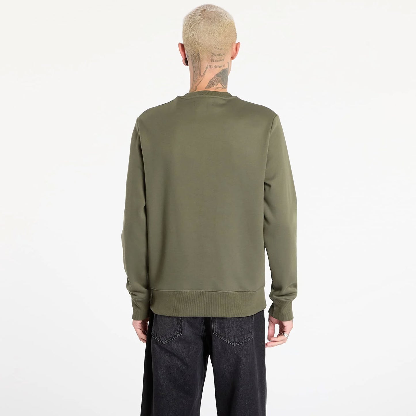 Fred Perry M4727 Embroidered Sweatshirt