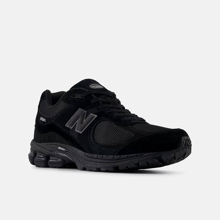 New Balance U 2002R Shoes Black Black Metallic