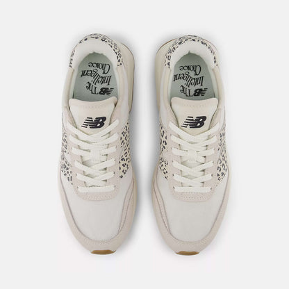 New Balance 370 Shoes