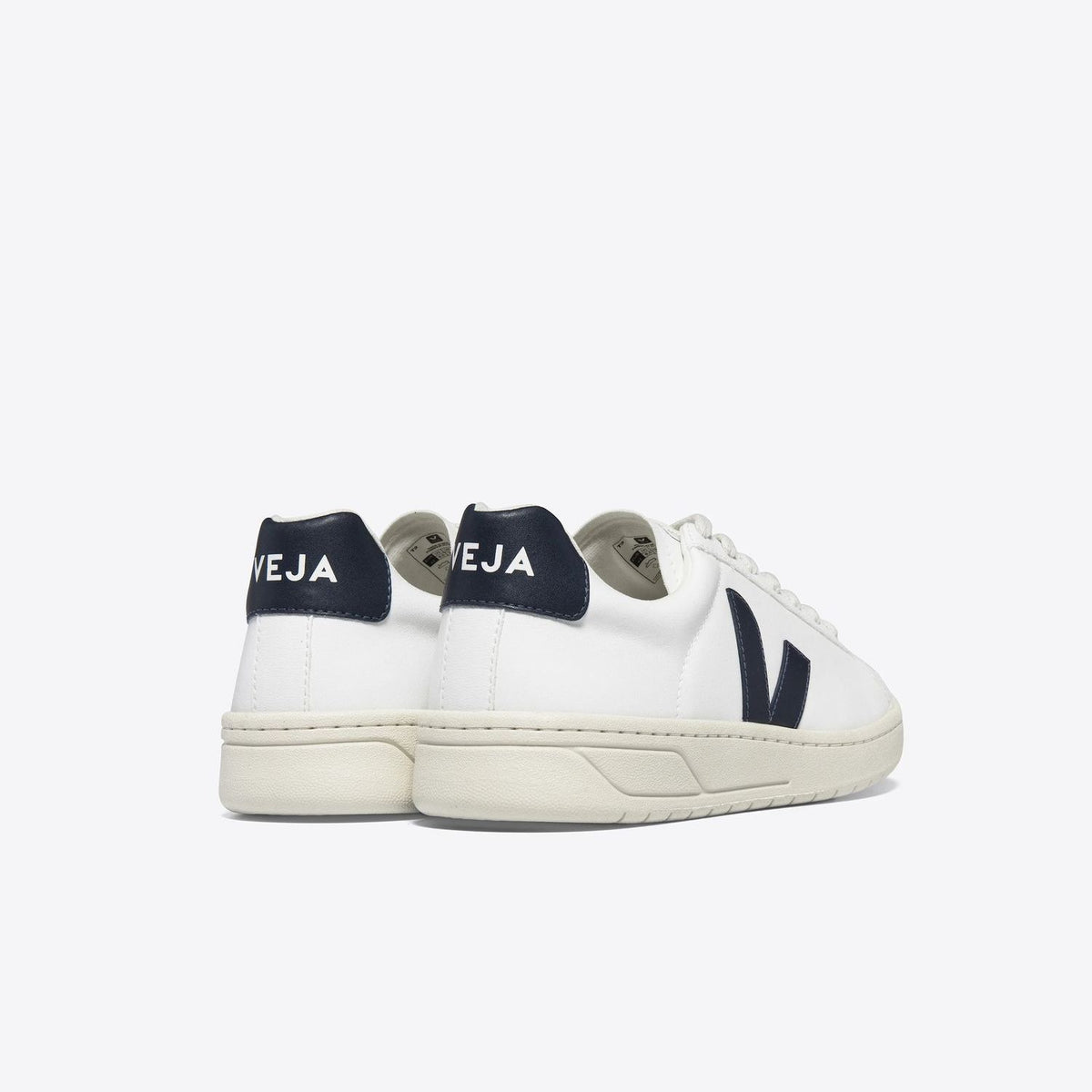 VEJA Urca CWL Shoes