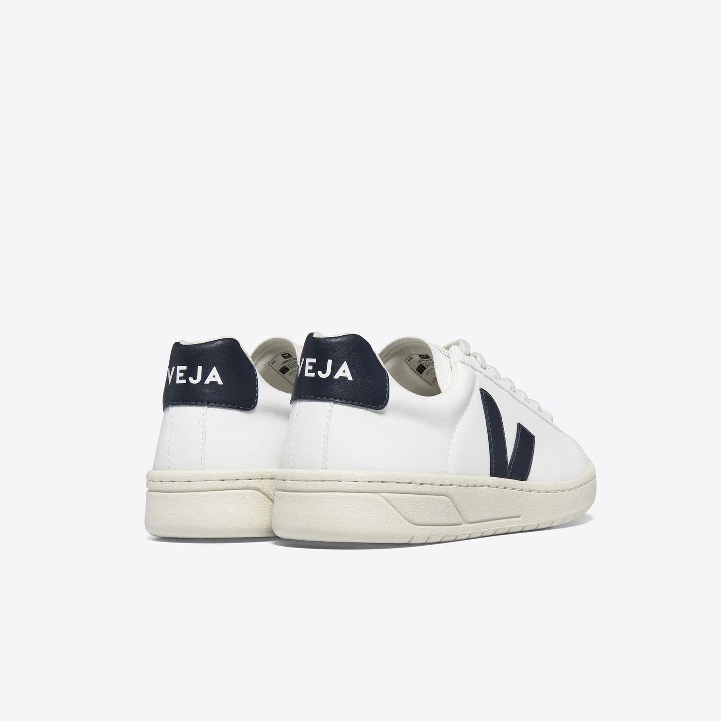 VEJA Urca CWL Shoes