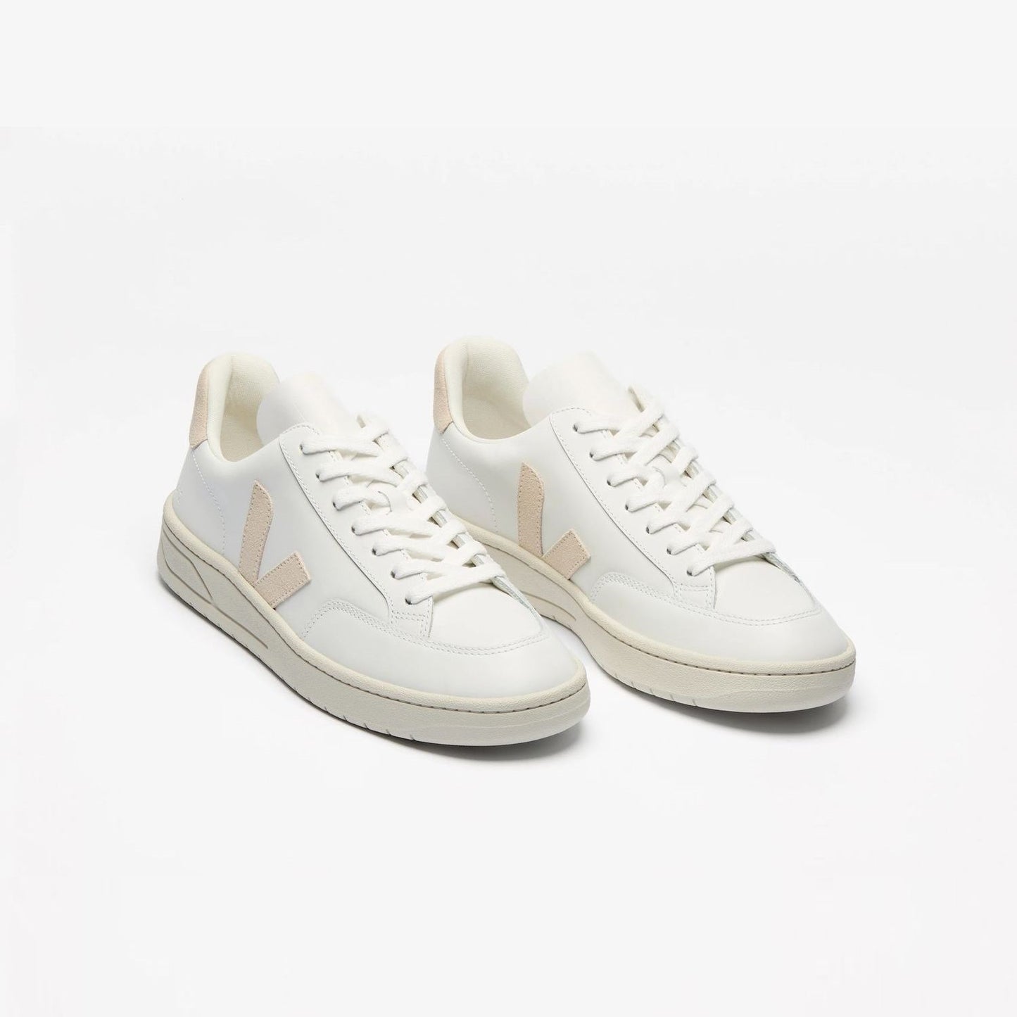 VEJA V-12 Leather Shoes White Sable