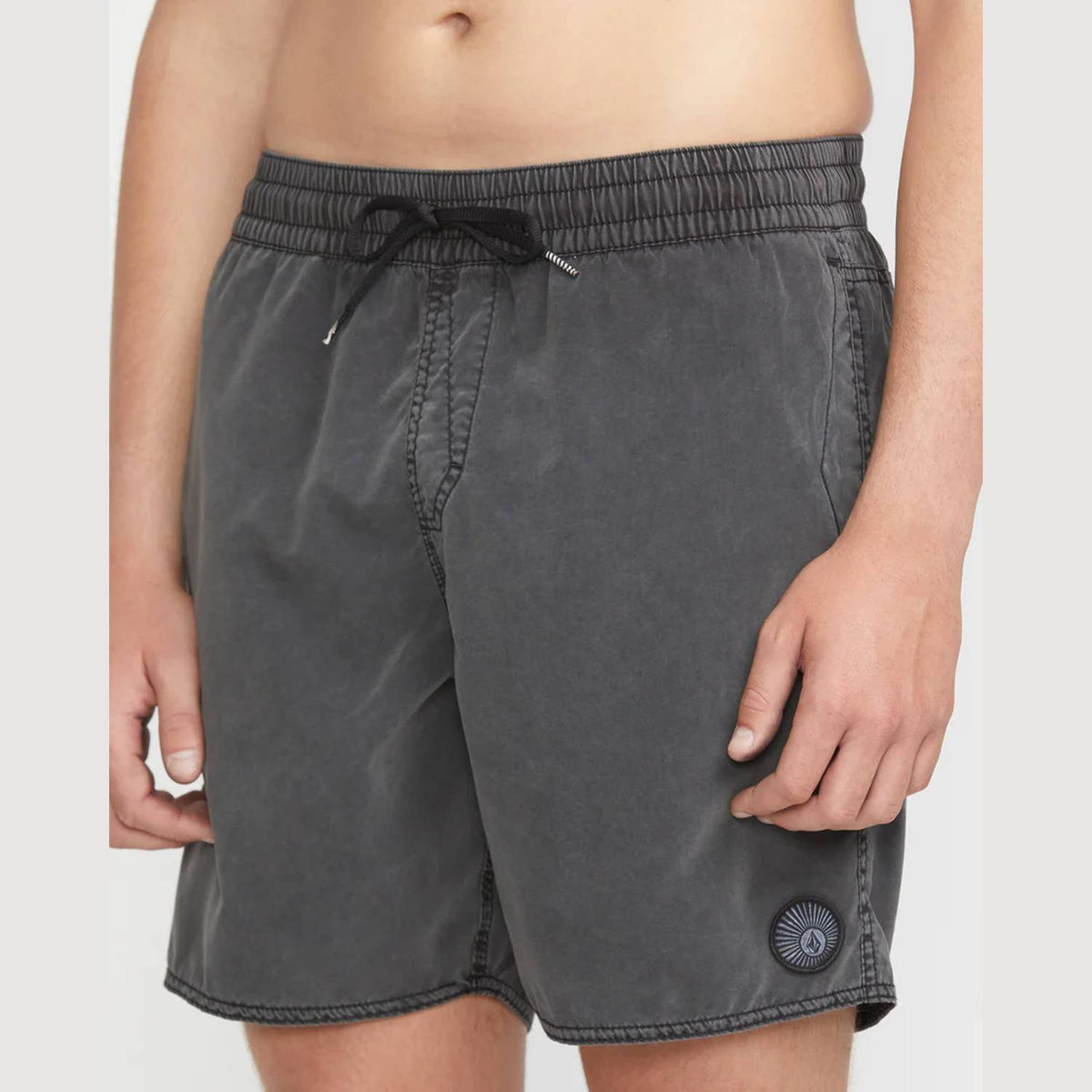 Volcom Center Trunk 17" Boardshort Black